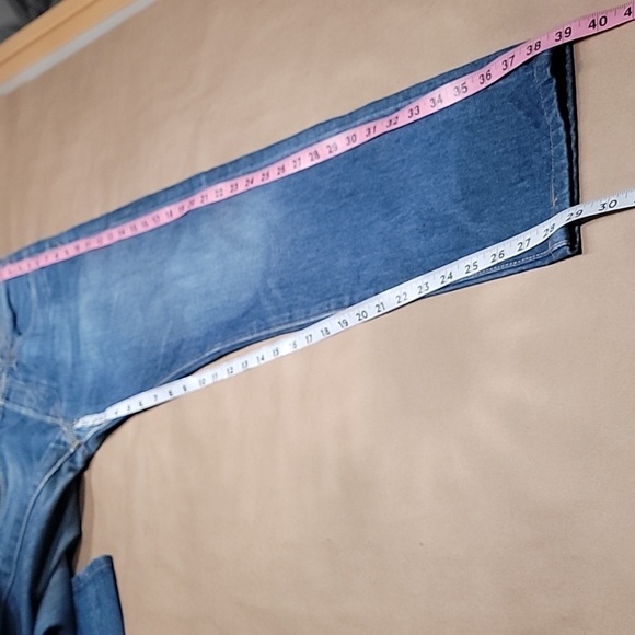 Levi's 501 CT 29X32 Button Fly Medium Wash Denim Blue Jeans Gently Used Cond - Picture 6 of 16